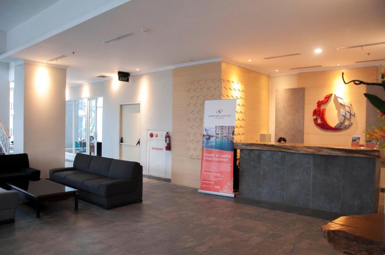 Skyland City Hotel Jatinangor Cilimus Zewnętrze zdjęcie
