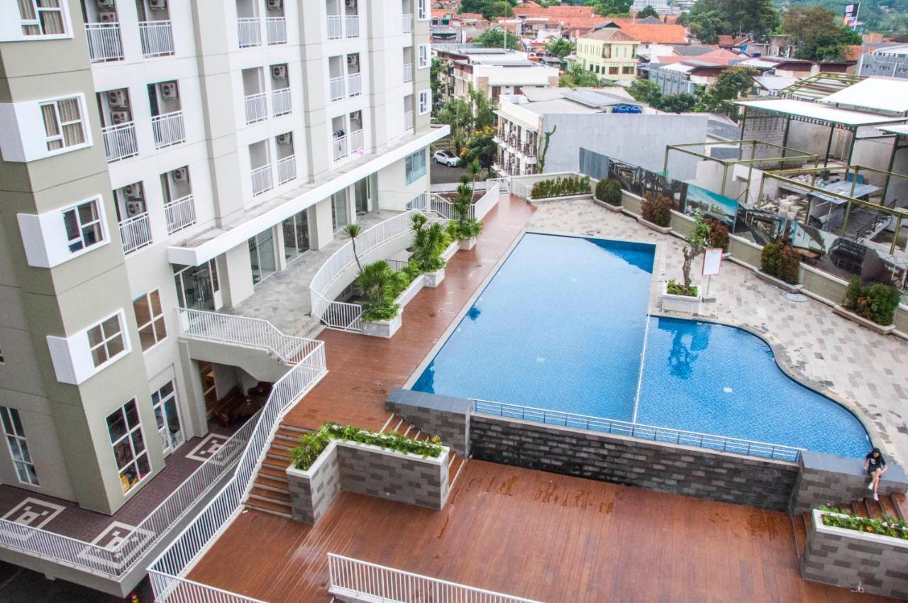Skyland City Hotel Jatinangor Cilimus Zewnętrze zdjęcie